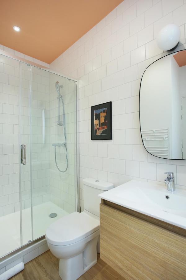 Rent A Room - Aparts Cadet Paris Extérieur photo